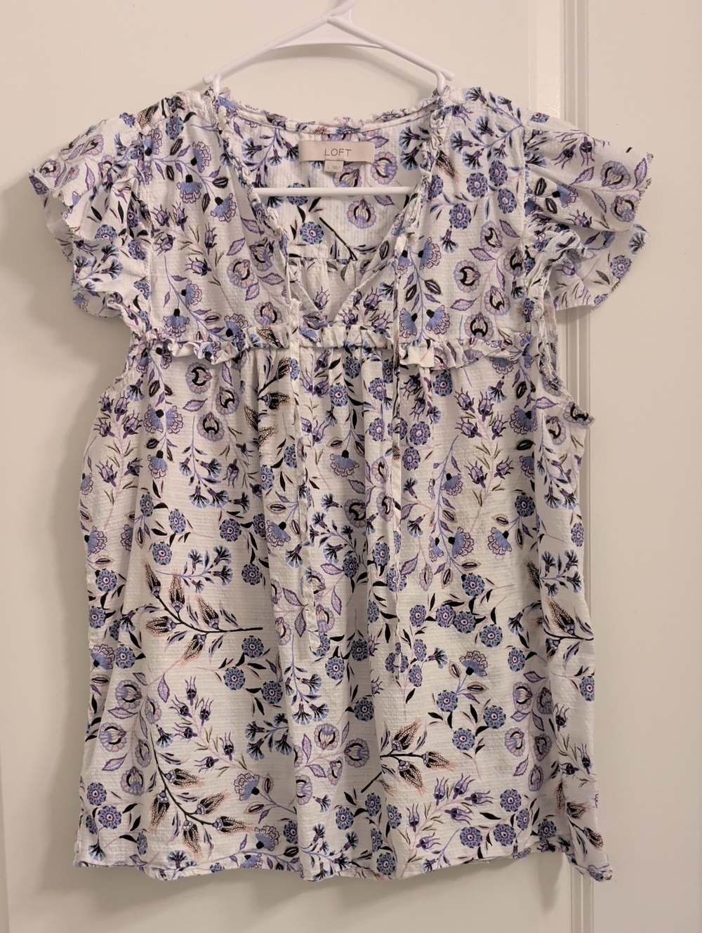 LOFT White Floral Short-Sleeve Ruffled Peasant Blouse